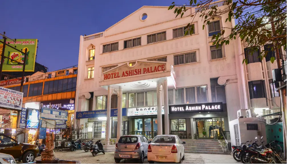 Hotel Ashish Palace